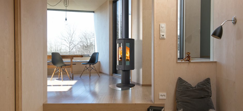 Pejs imellem stue og køkken 